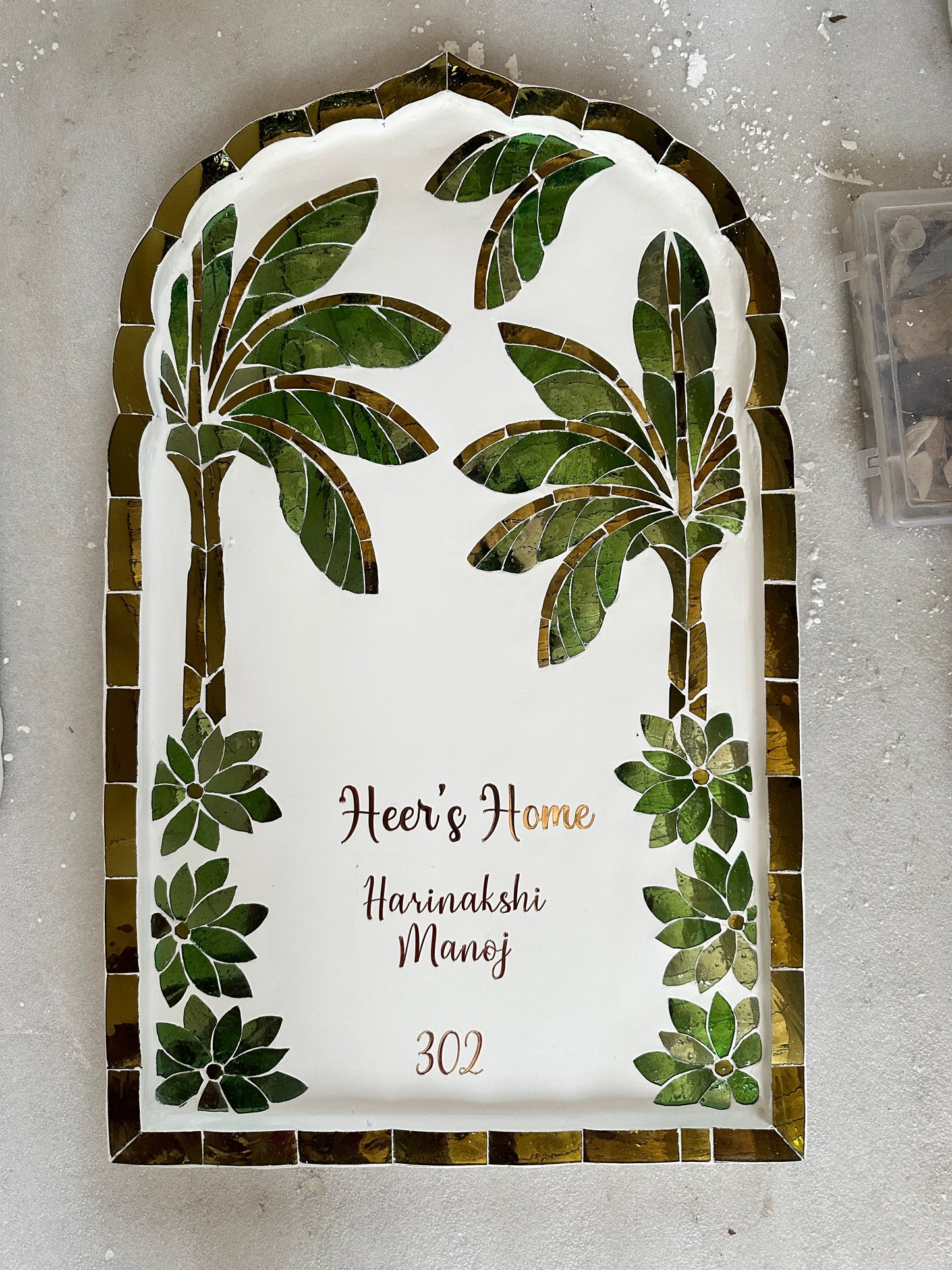 Banana Leaf Nameplate - Large